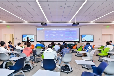 Rokid亮相华为开发者大会 携手Petal Search共创软硬件生态繁荣